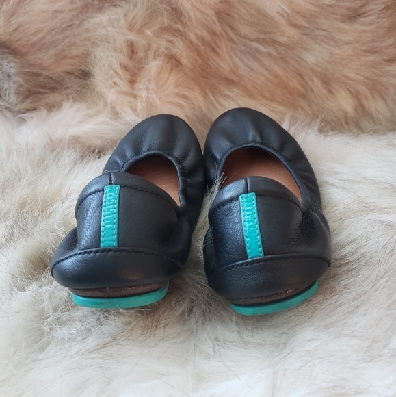 Matte Black Tieks :: size 5 - Picture 3 of 5